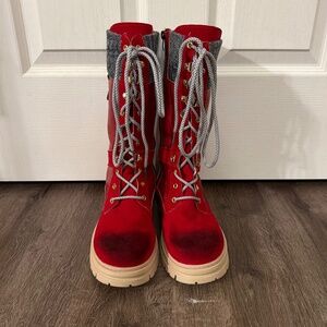 Winter boots size 8-8.5